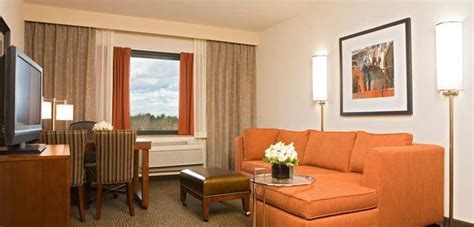 Embassy Suites Portland ME Hotel Rooms & Suites .